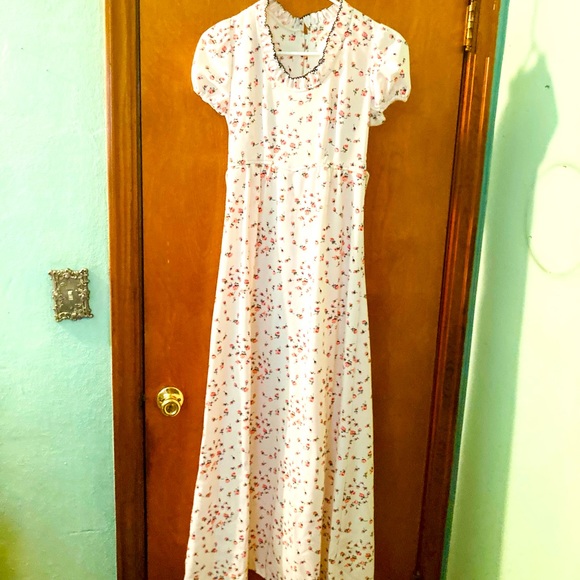 Vintage Late 60s/70s Floral Prairie Maxi Dress - Picture 2 of 8
